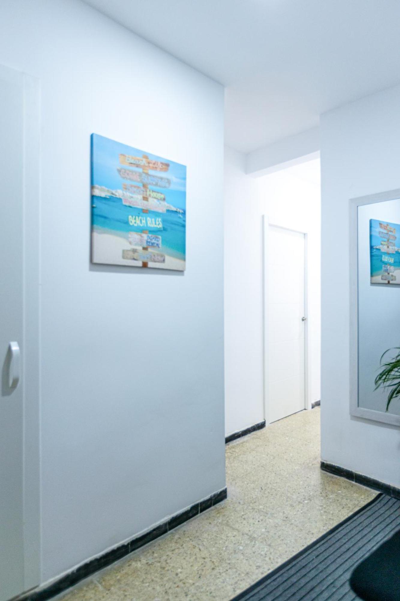 New Beach Apartments Alicante Eksteriør billede